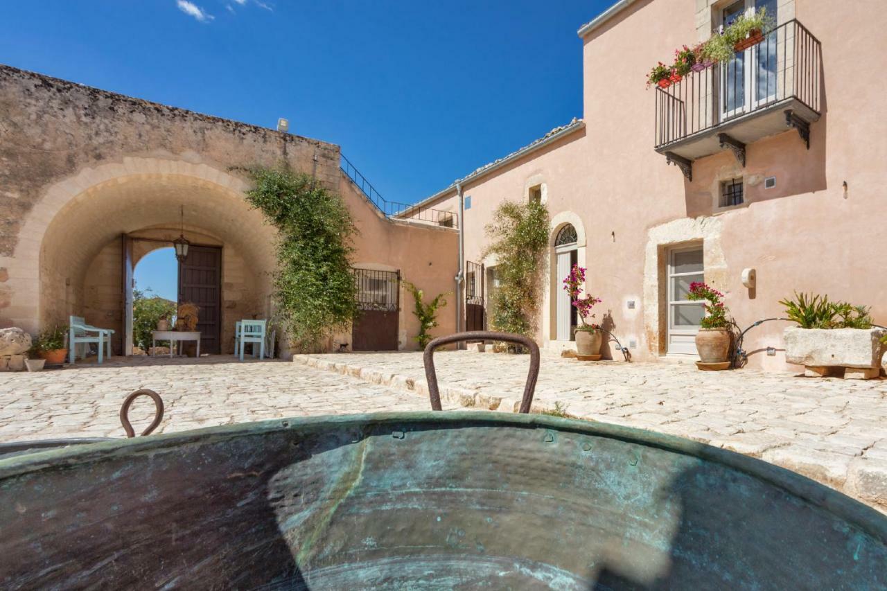 Maison d'hôtes Terre di Cavalusi Relais à Donnafugata Extérieur photo
